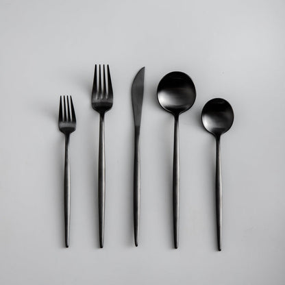 Minimalist Silverware Set – Matte black