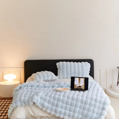 Plush Luxury Blanket for Cozy Warmth and Comfort – Sky Blue