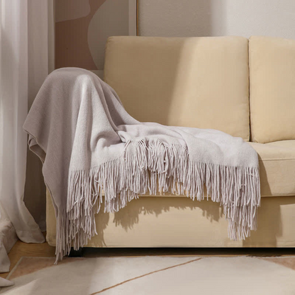 Chic Textured Blanket with Stylish Tassels – Light Grey
