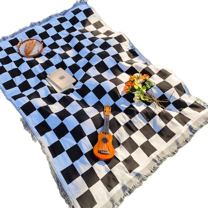 Versatile Fringe-Trimmed Picnic Blanket for Every Season – Midnight plaid