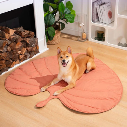 Leaf-Shaped Dog Bed – Cozy Cotton and Polyester Pet Bed – Alstroemeria Pink