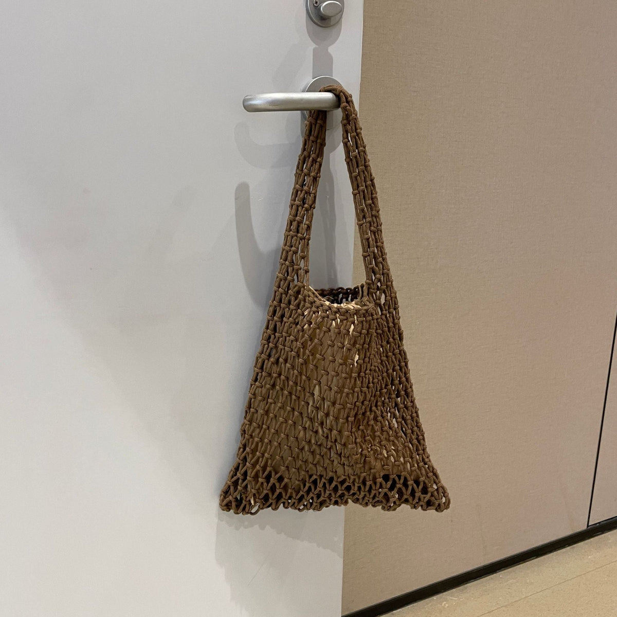 Lightweight Mesh Tote Bag – Brown