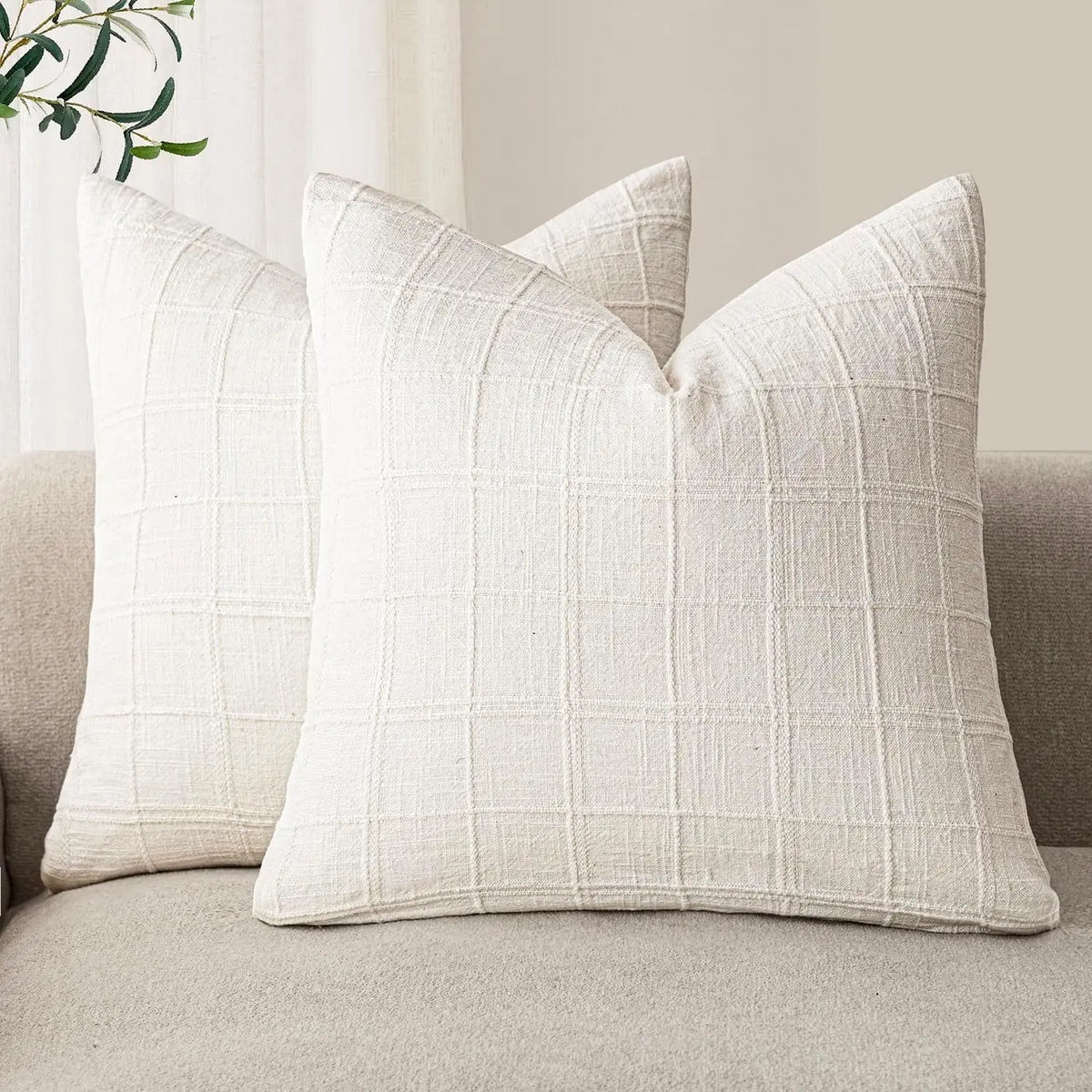Chenille Cushion Cover in Bohemian Style – White