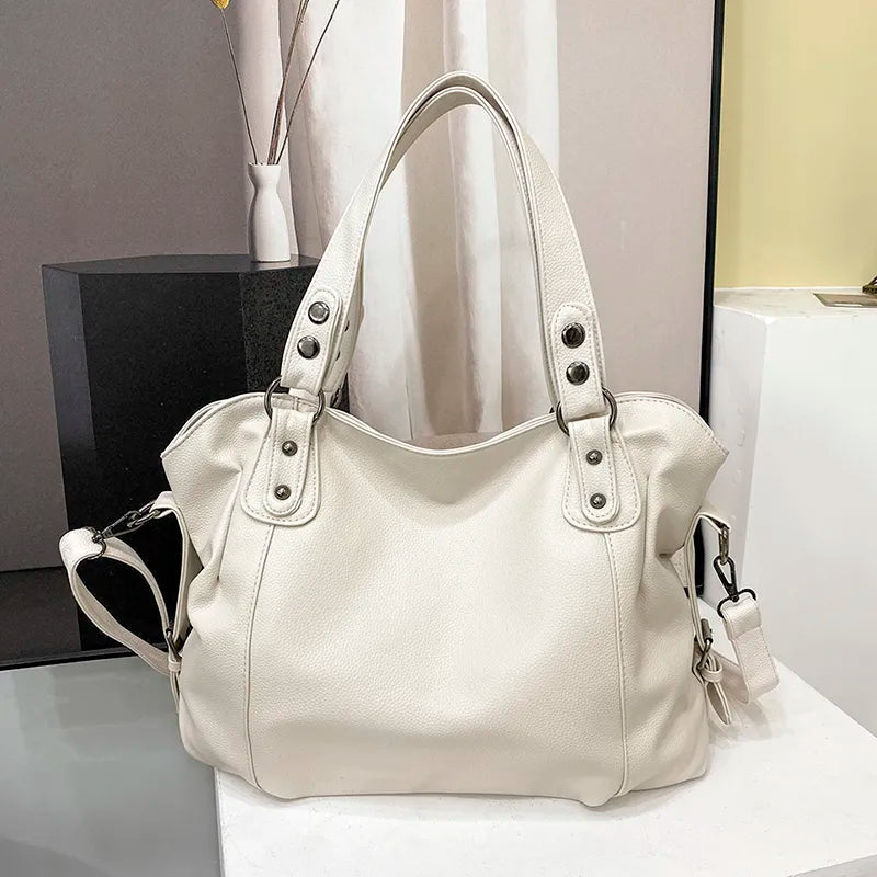 Spacious Shoulder Bag – Stylish and Practical Design – White