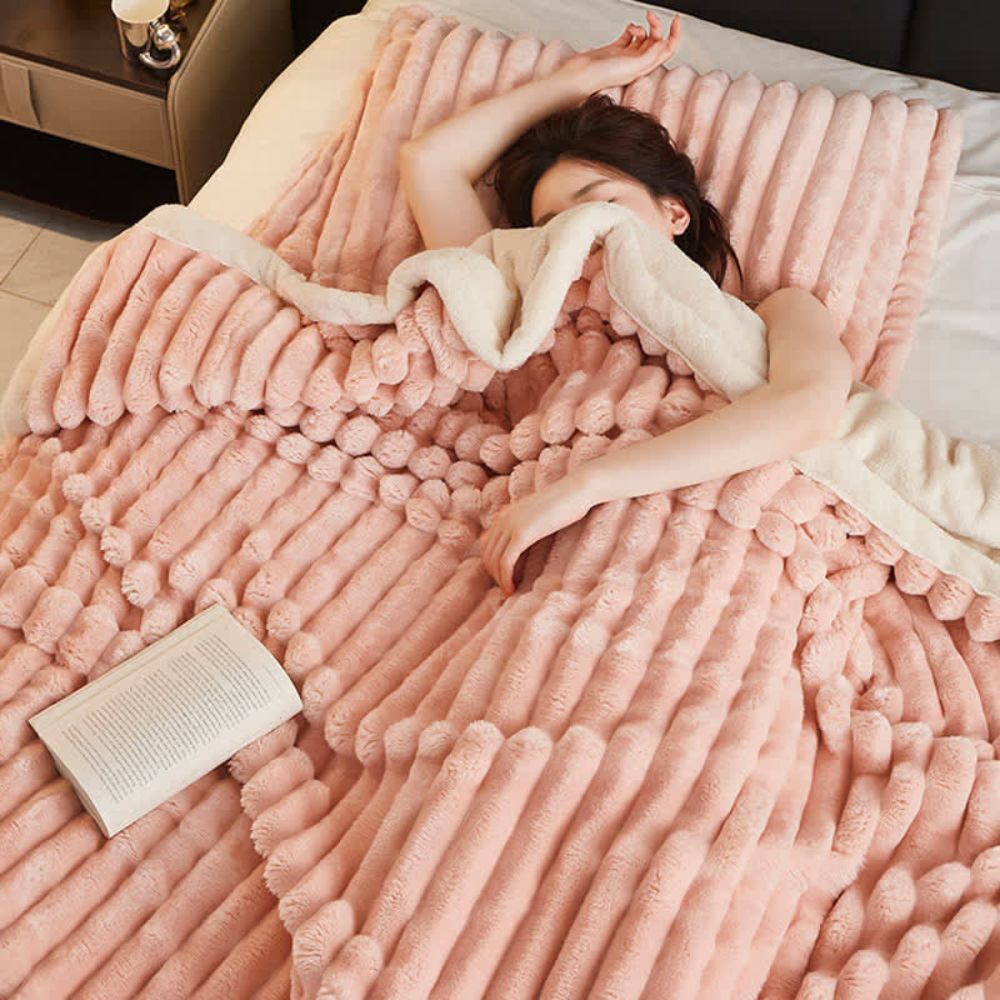 Plush Microfiber Luxury Throw Blanket – Pink