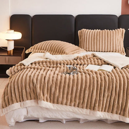 Plush Microfiber Luxury Throw Blanket – Coffee
