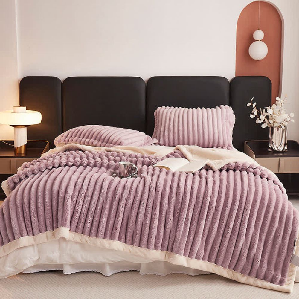 Plush Microfiber Luxury Throw Blanket – Purple