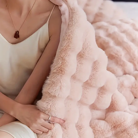 Soft and Comfortable Blanket with Reinforced Texture