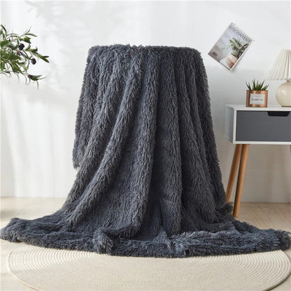Luxurious Plush Throw Blanket for Ultimate Relaxation – Charcoal