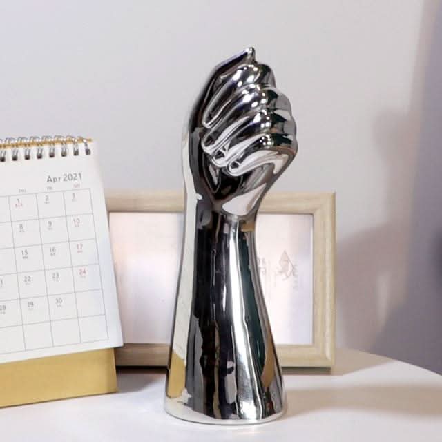 Handcrafted Ceramic Vase for Artistic Home Decor – Silver