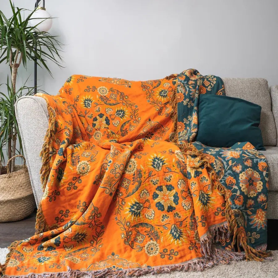 Cozy Reversible Blanket for Home and Travel - Vintage Style